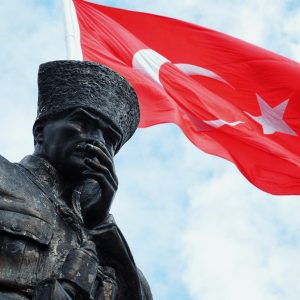 Atatürk’ü Anlamaya Yarayan 5 Önemli Eser